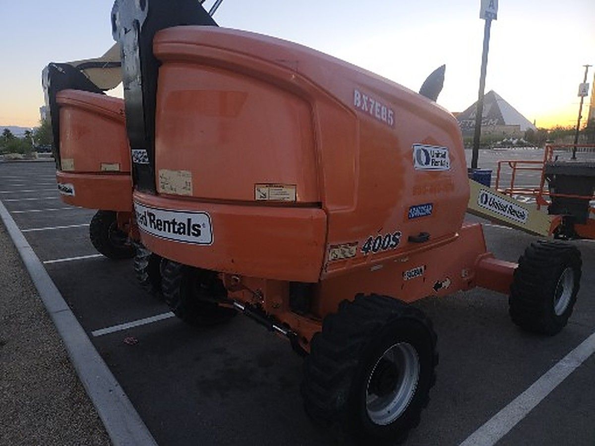 JLG 400S photo 2