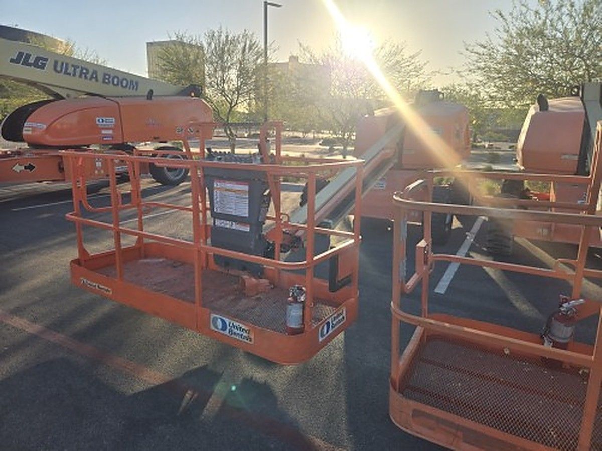 JLG 400S photo 6