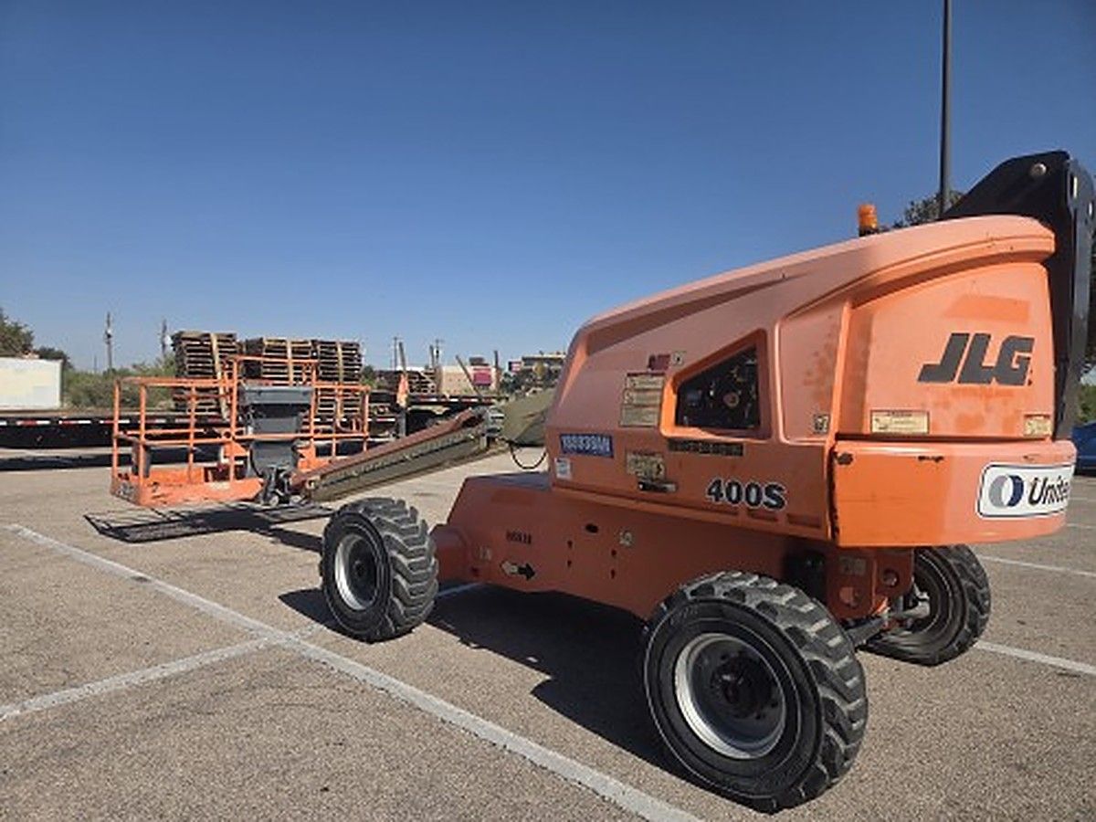 JLG 400S photo 5