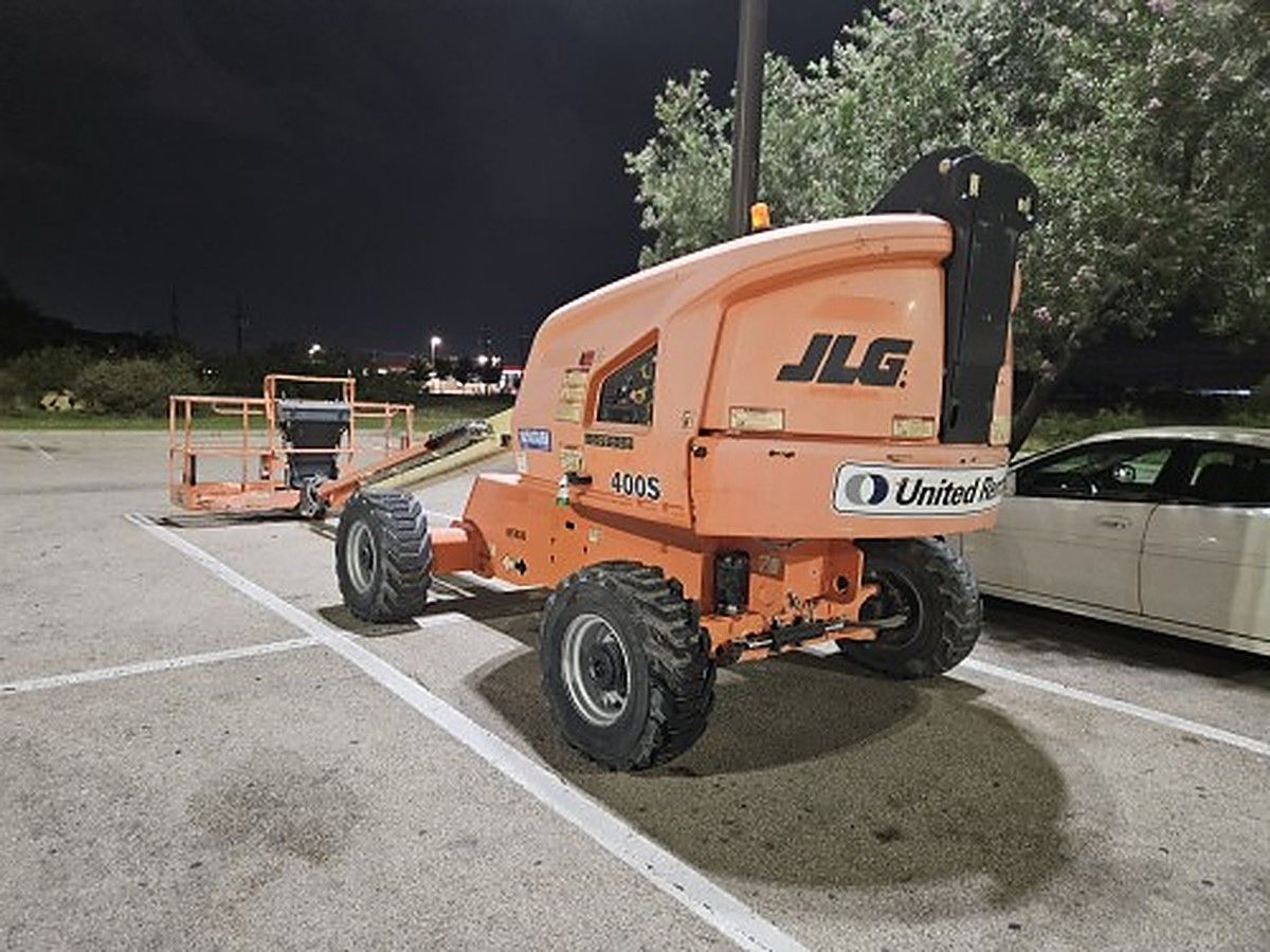 JLG 400S photo 9
