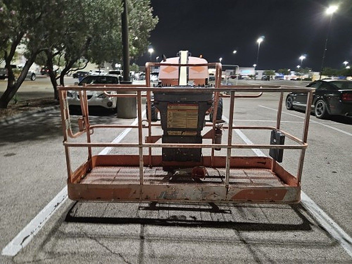 JLG 400S photo 10