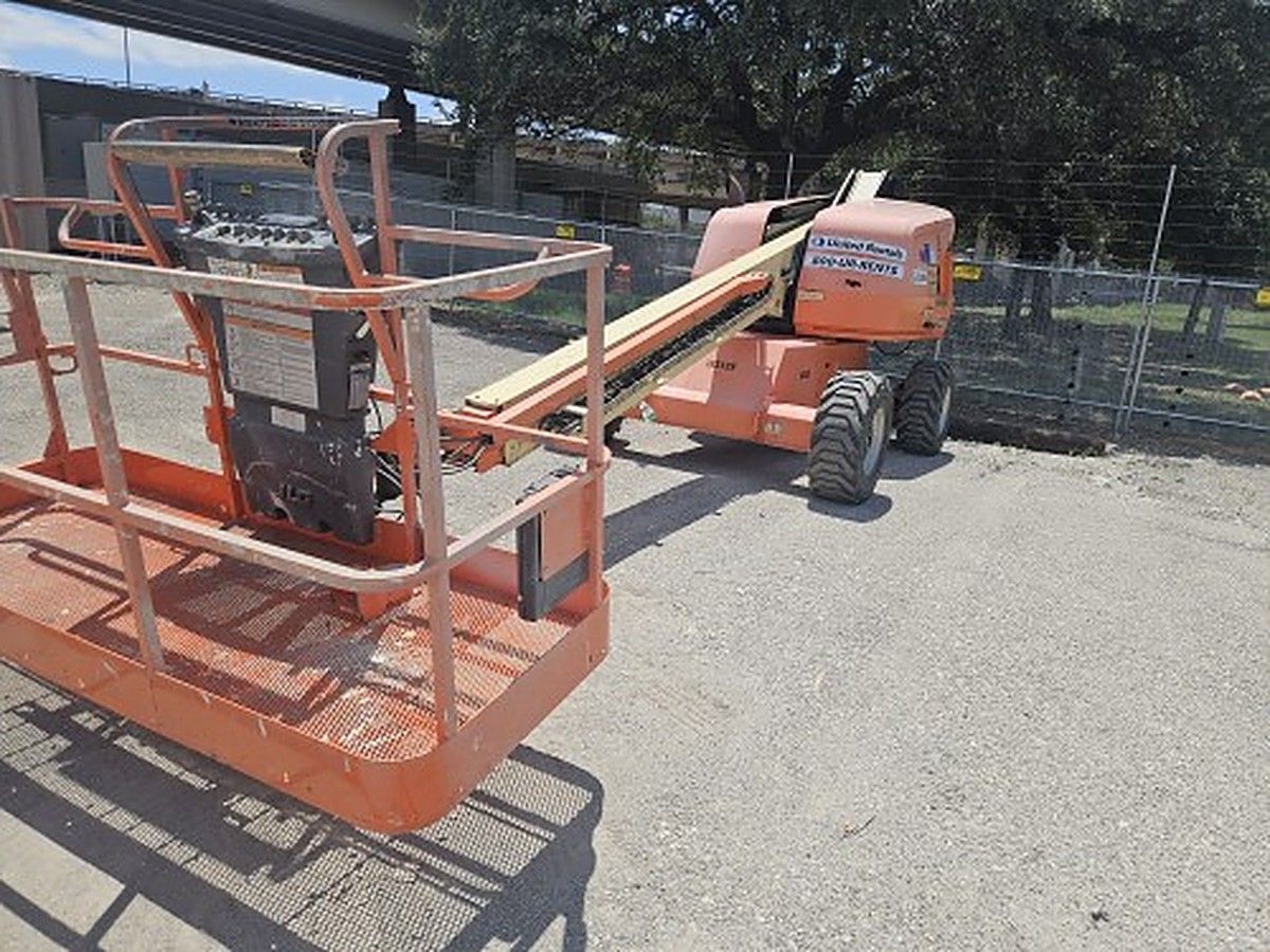 JLG 400S photo 6