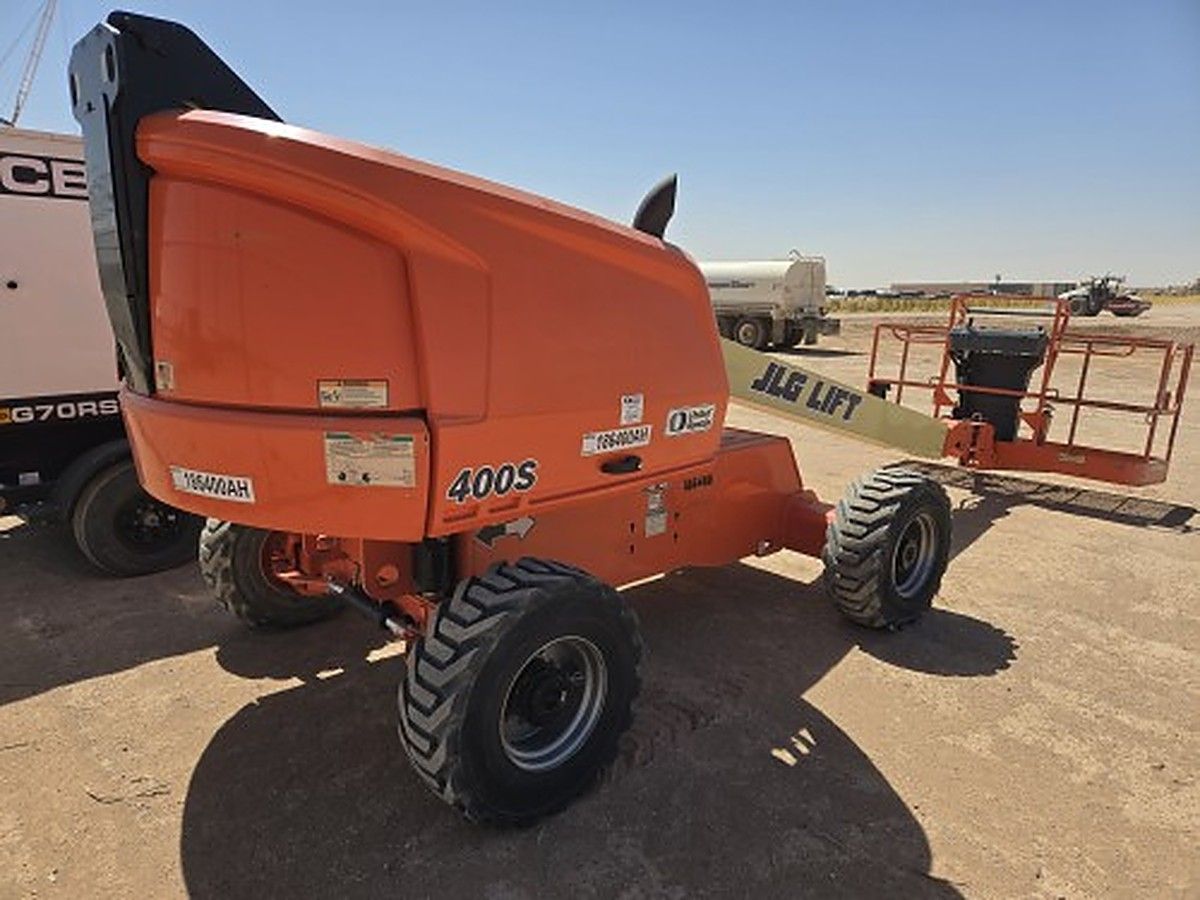 JLG 400S photo 2
