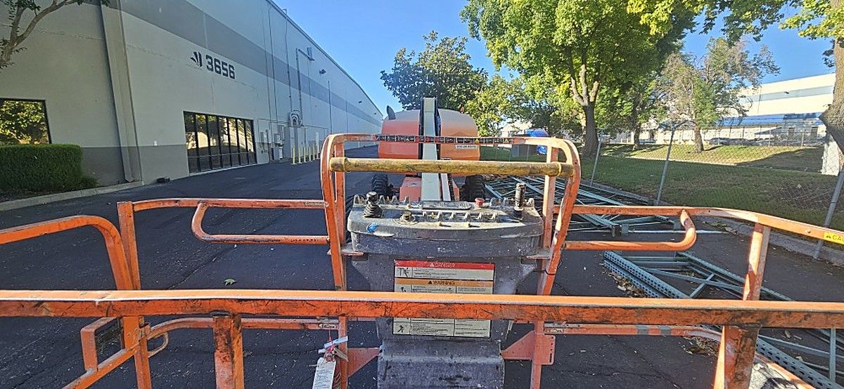 JLG 400S photo 4