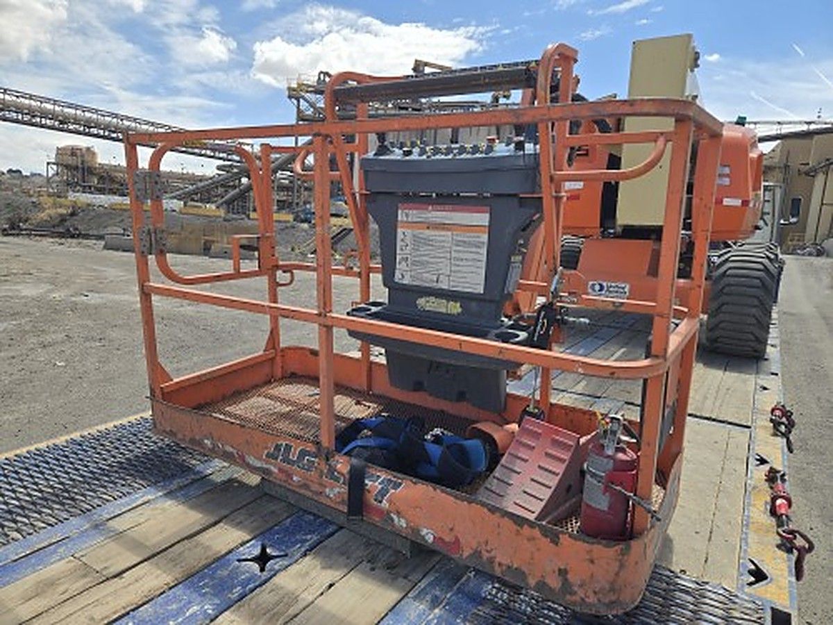 JLG 450AJ photo 3