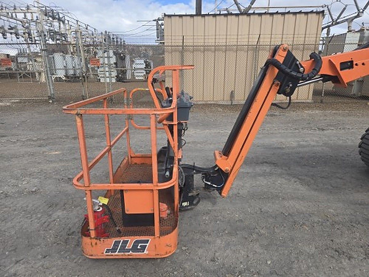 JLG 450AJ photo 10