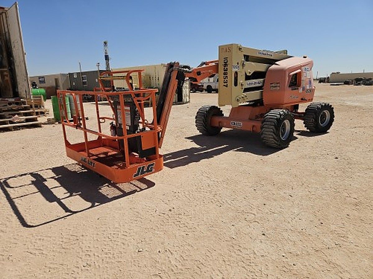 JLG 450AJ photo 2