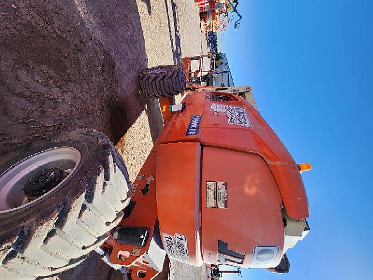 JLG 450AJ photo 2
