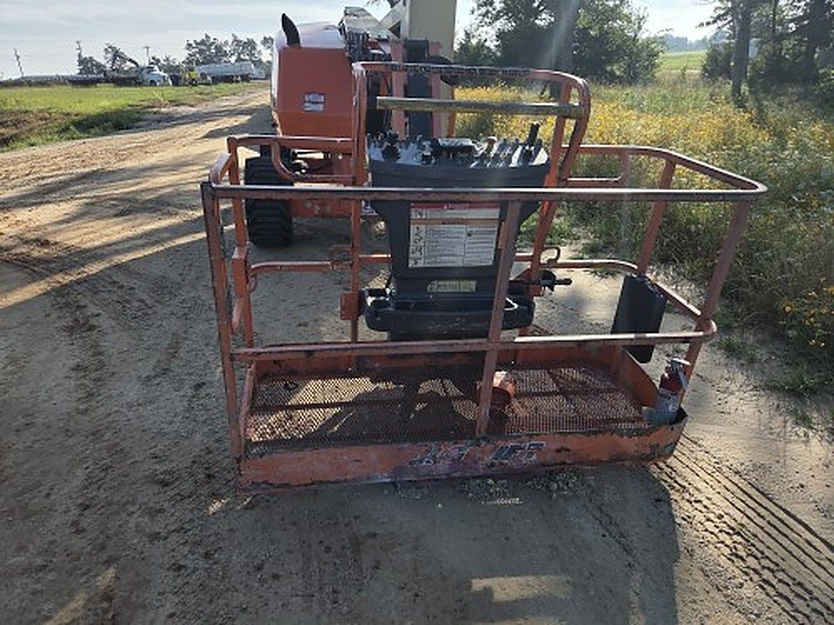 JLG 450AJ photo 3