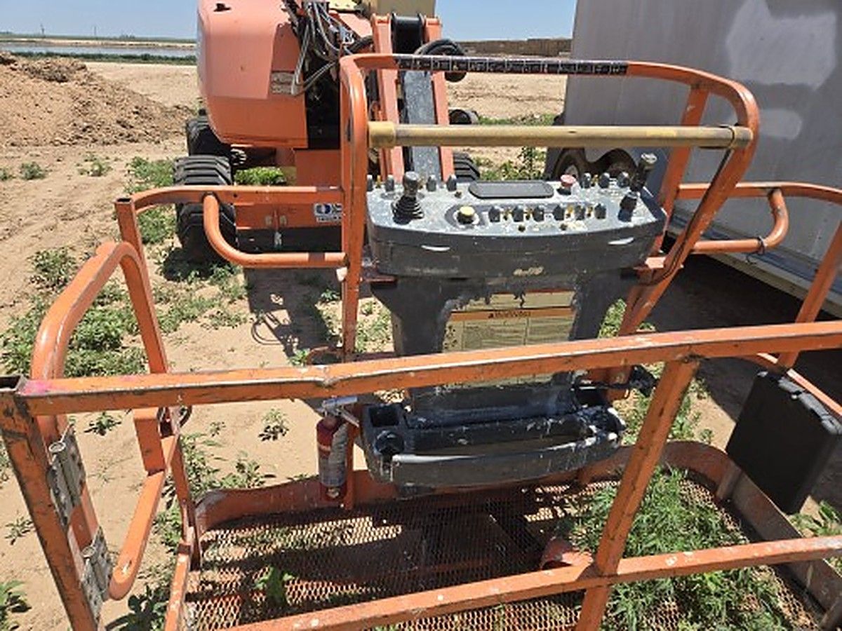 JLG 450AJ photo 3