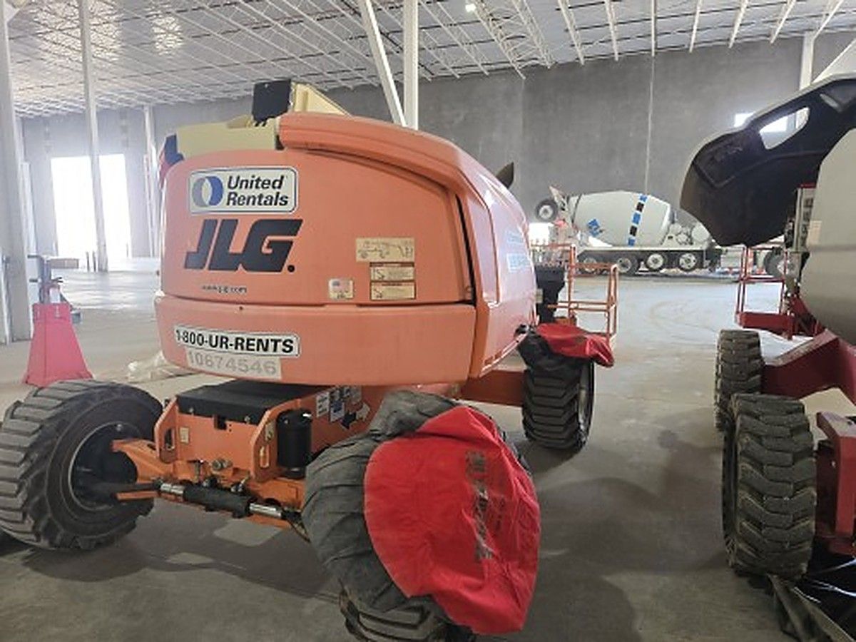 JLG 450AJ photo 2
