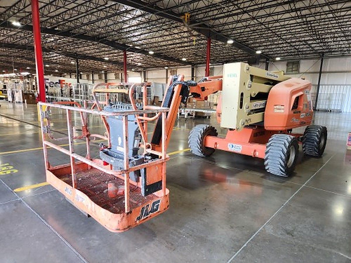 JLG 450AJ photo 9