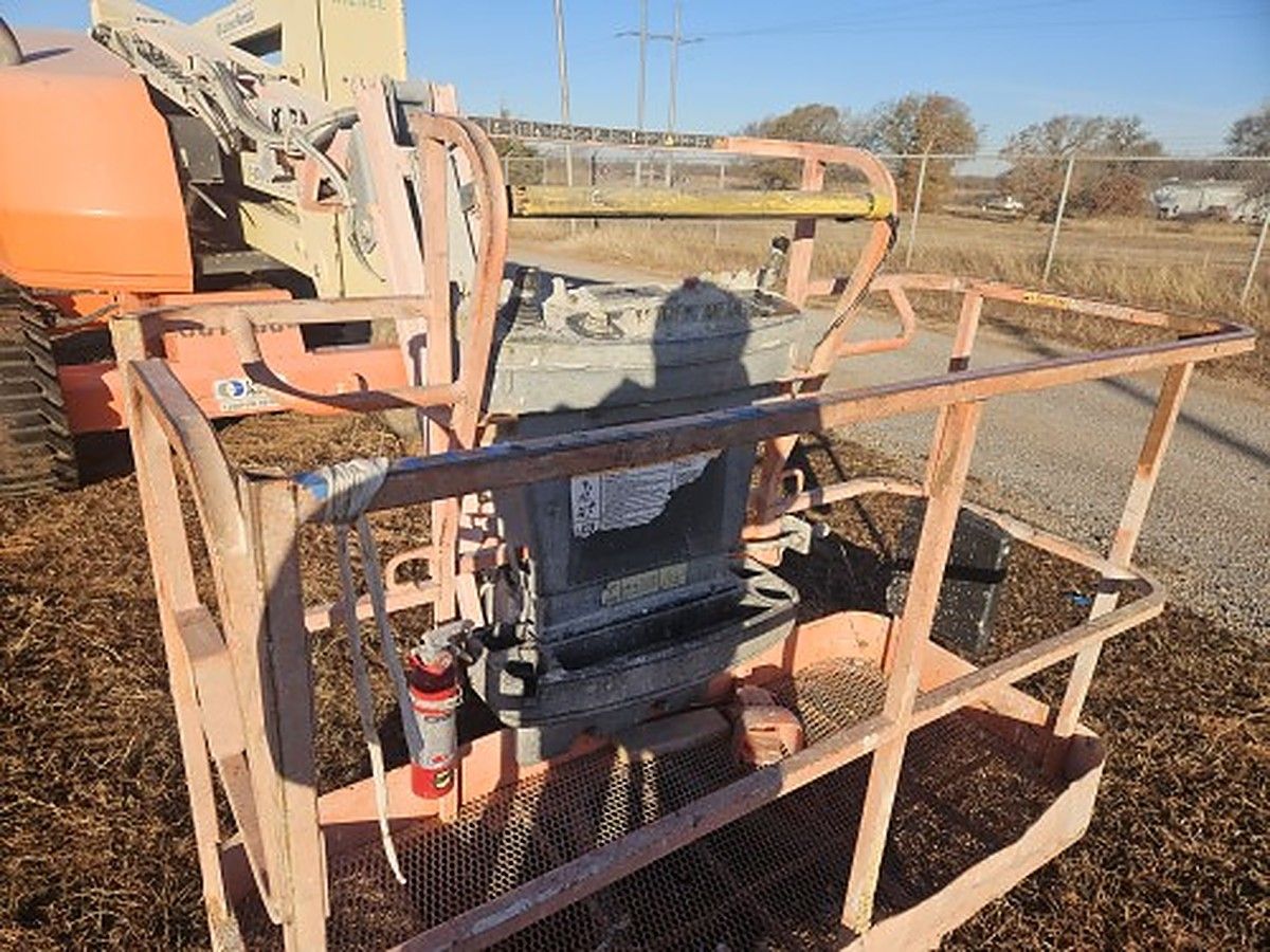 JLG 450AJ photo 2