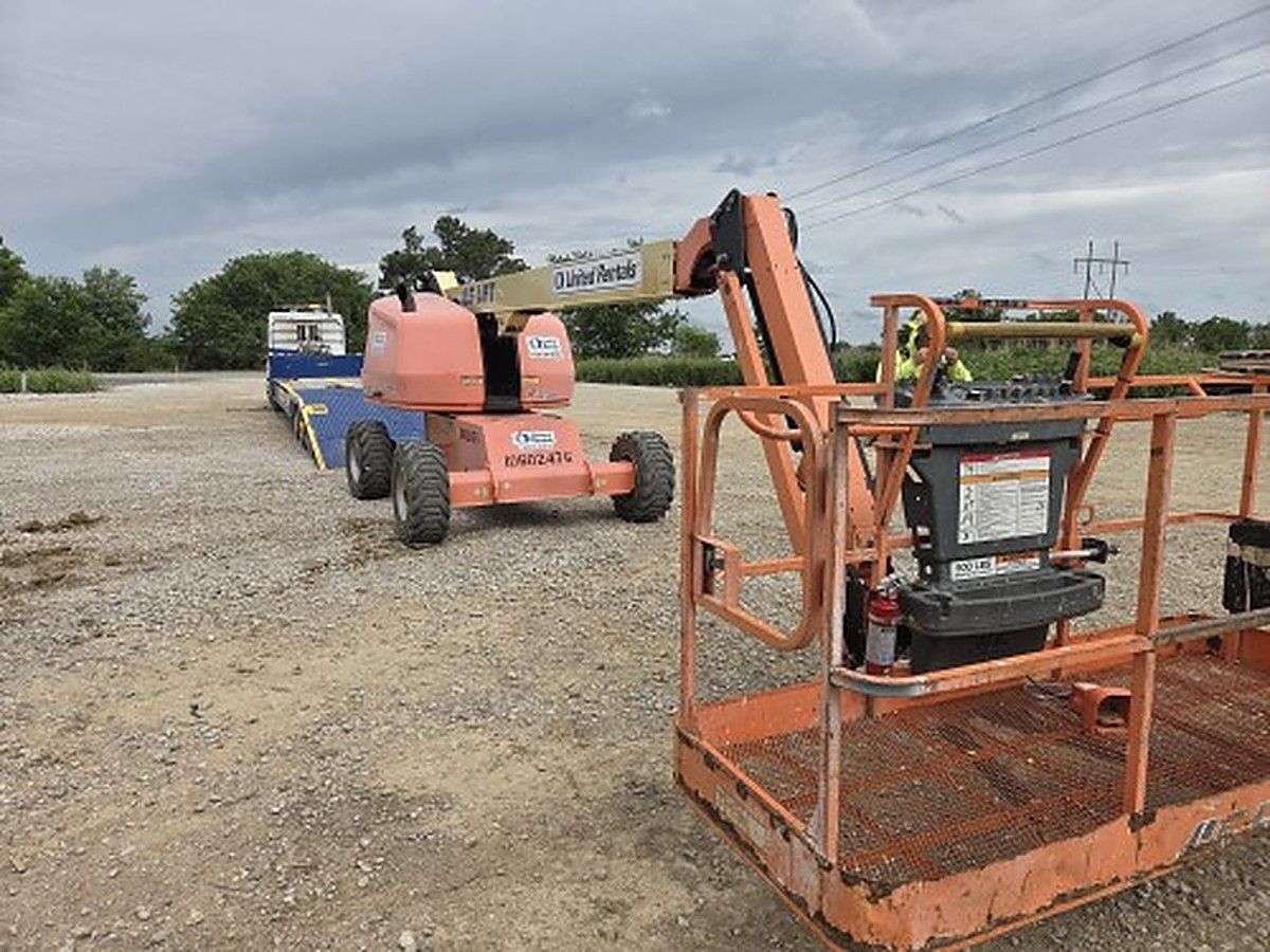 JLG 460SJ photo 9