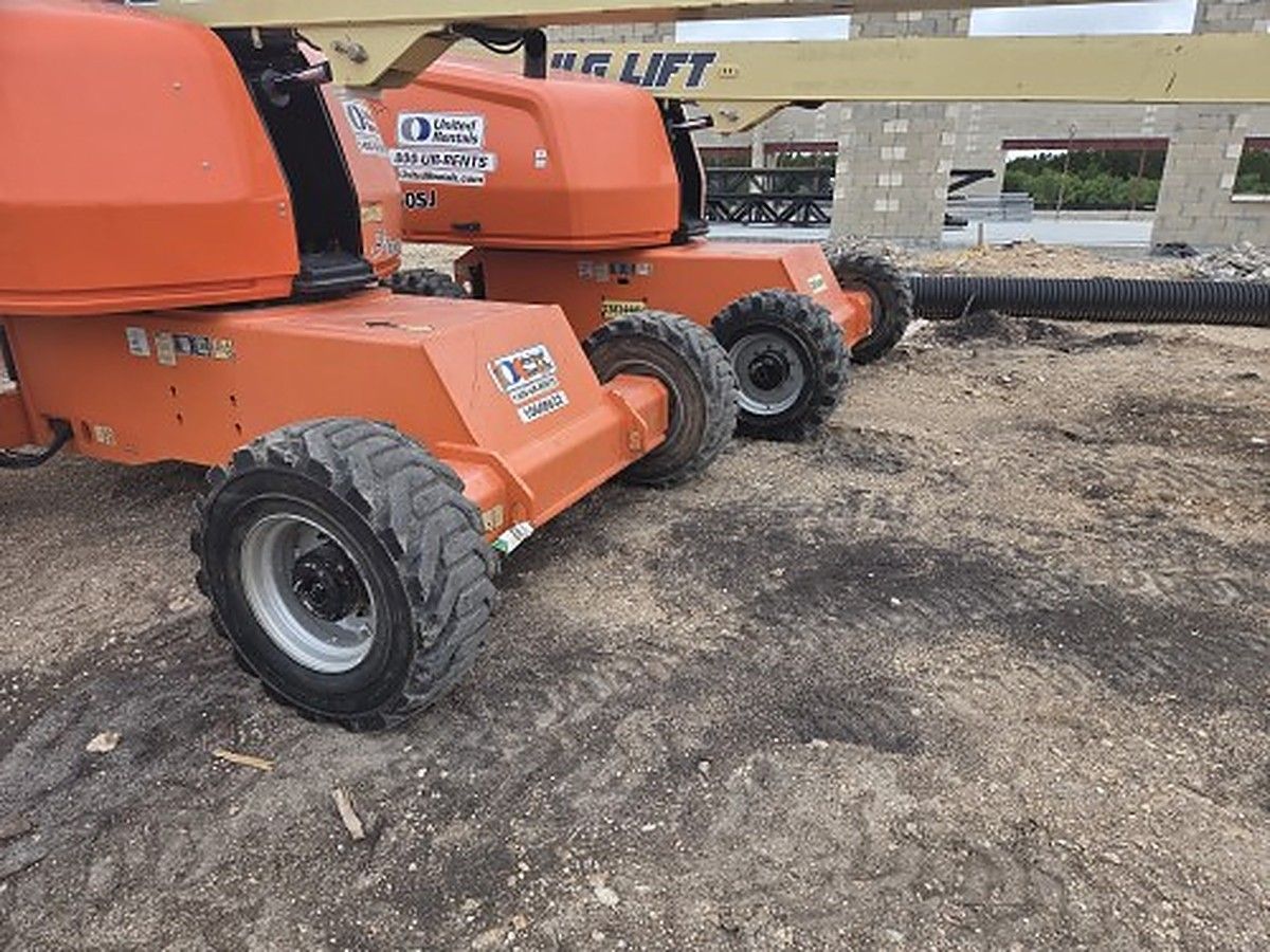 JLG 460SJ photo 9
