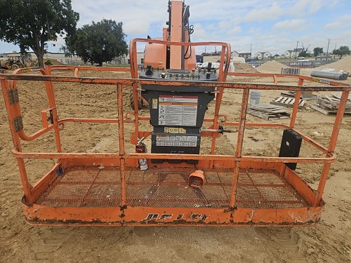 JLG 460SJ photo 6