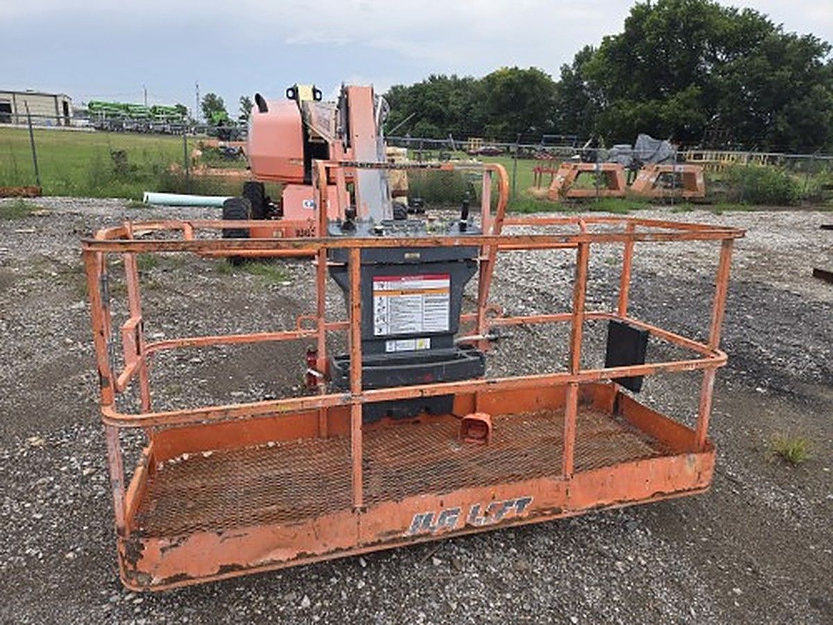 JLG 460SJ photo 9