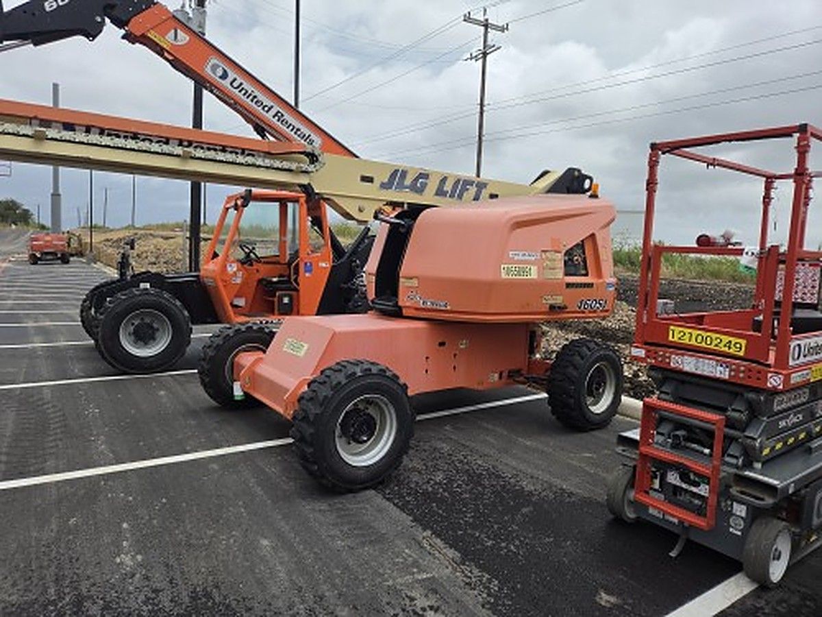 JLG 460SJ photo 2