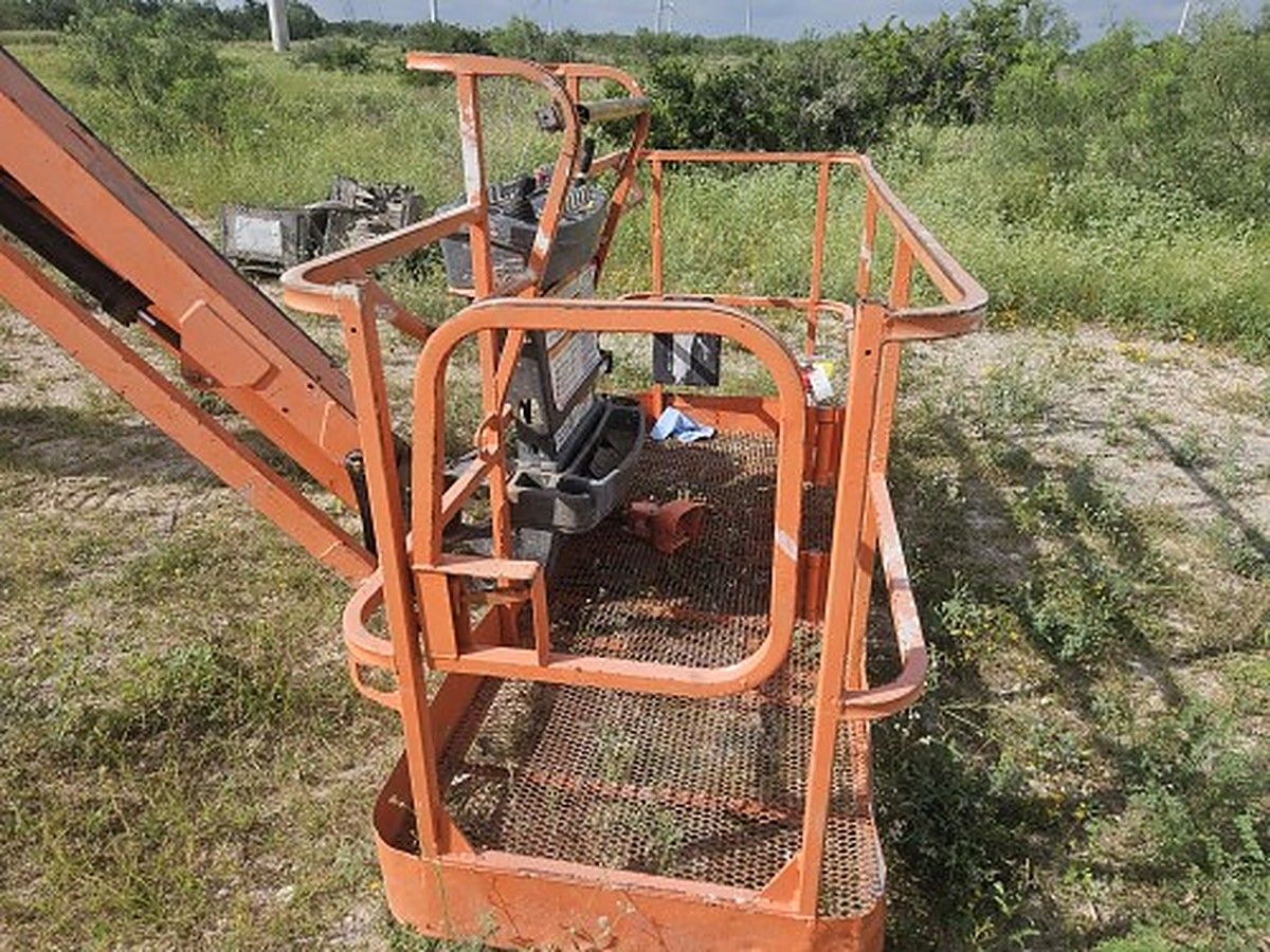 JLG 460SJ photo 5