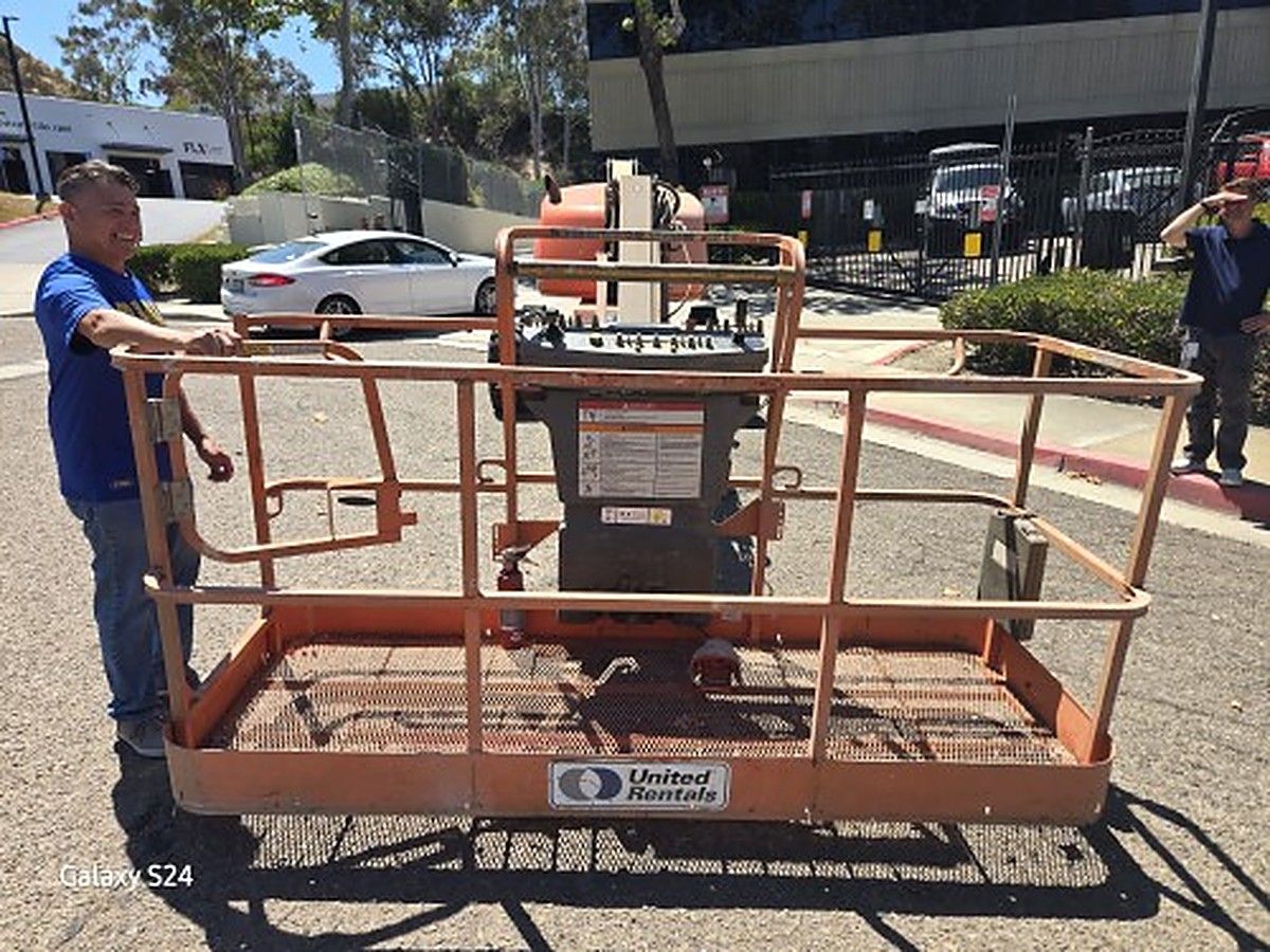 JLG 460SJ photo 4