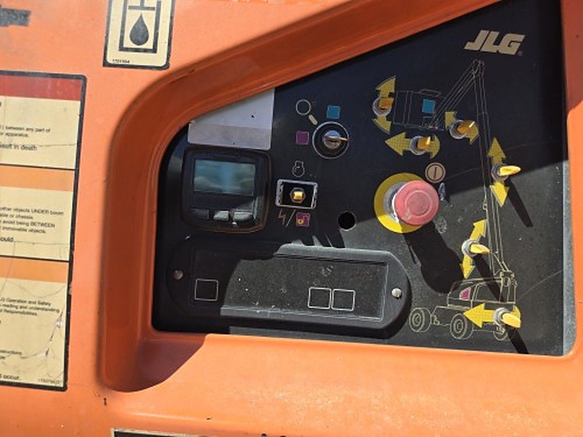 JLG 460SJ photo 11