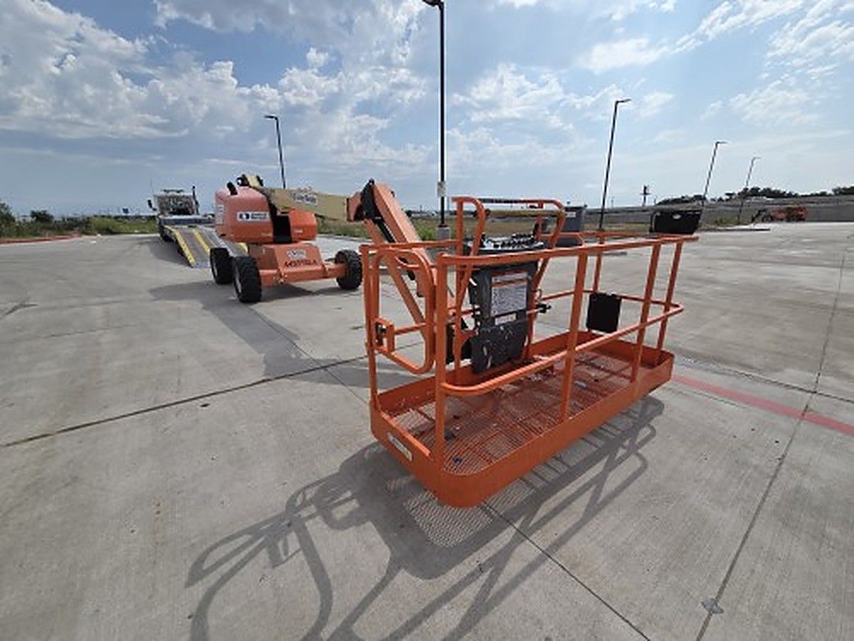 JLG 460SJ photo 4