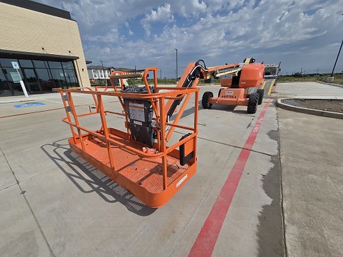 JLG 460SJ photo 10