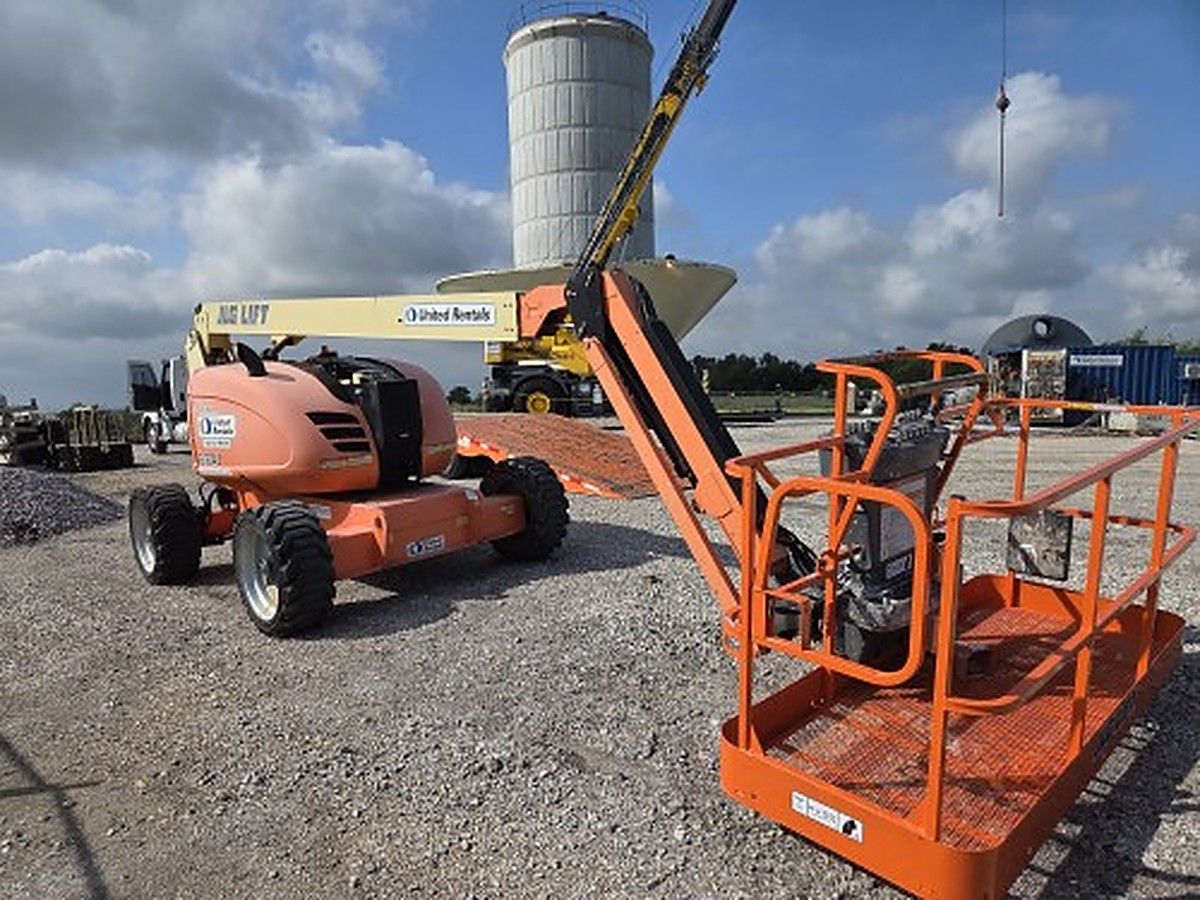 JLG 600AJ photo 4