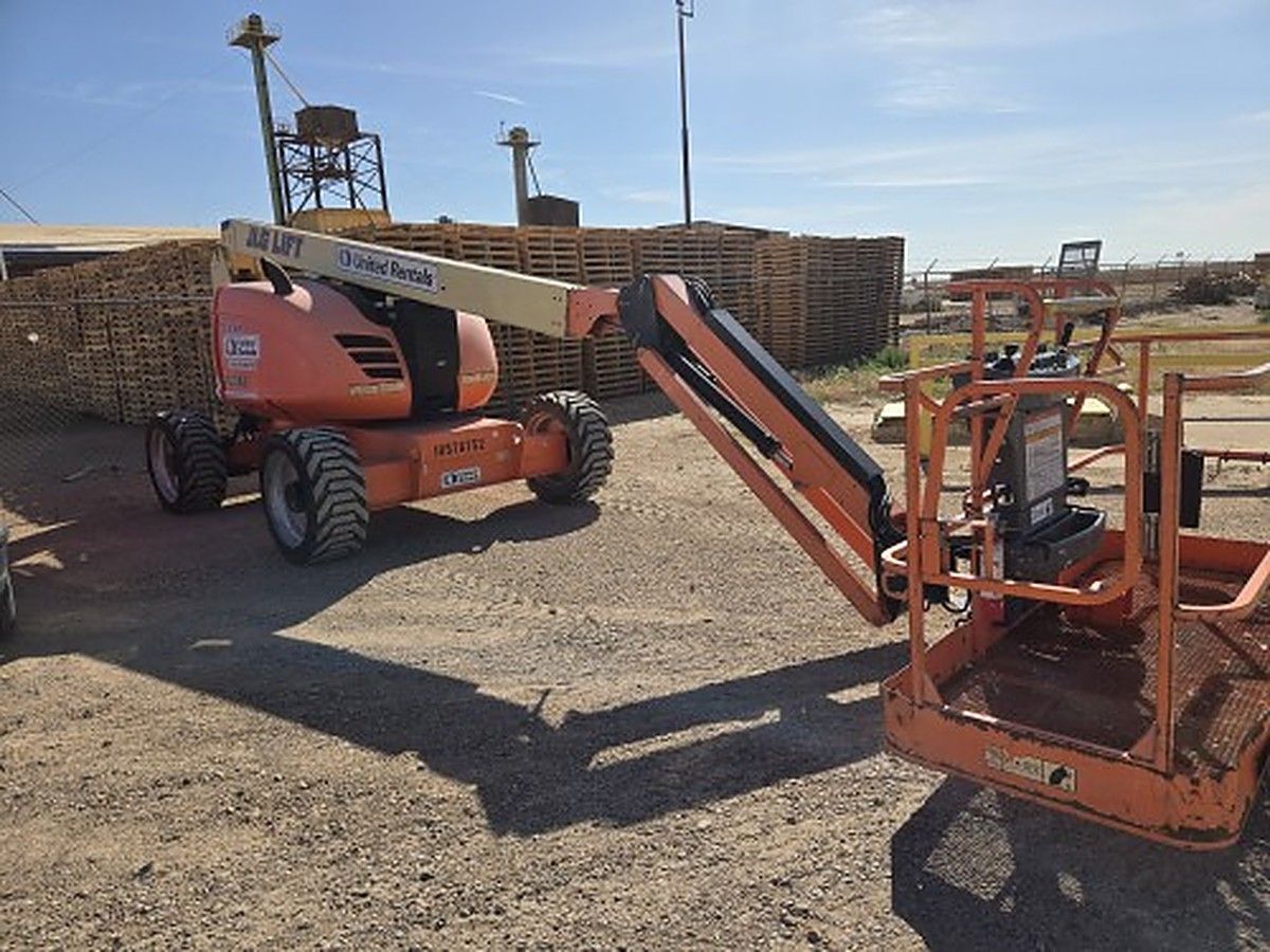 2017 JLG 600AJ for sale in Las Vegas, NV