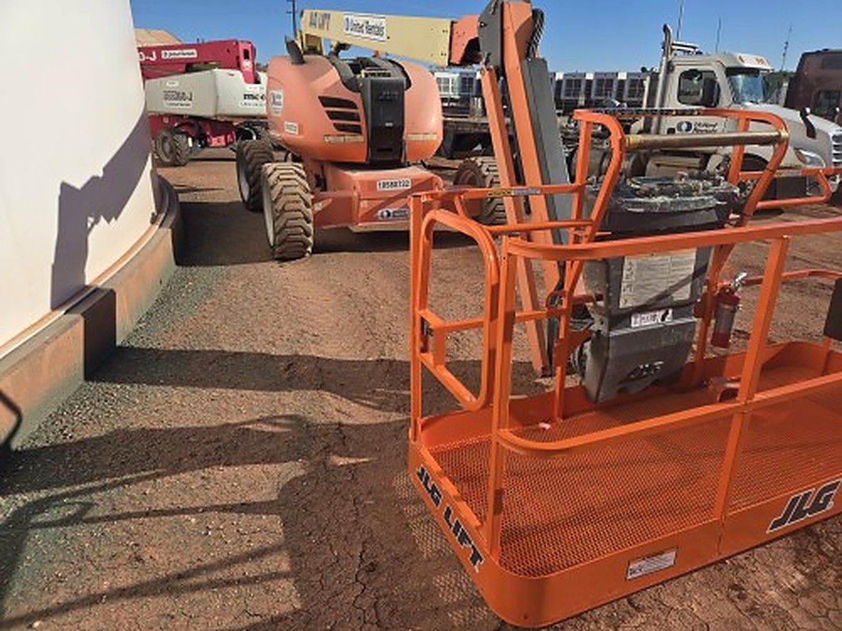 JLG 600AJ photo 3