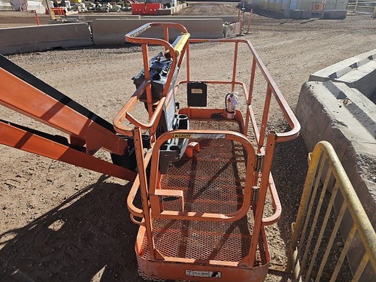 JLG 600AJ photo 6