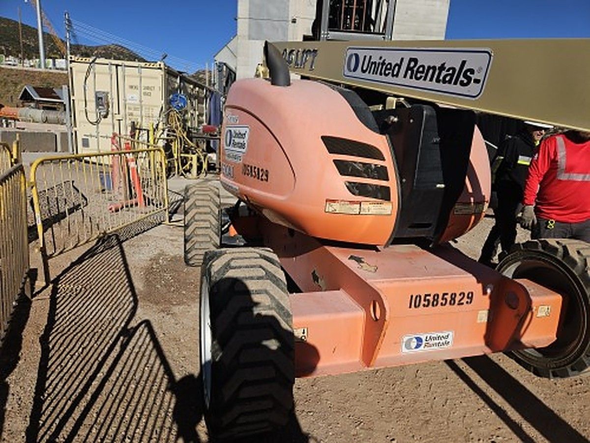 JLG 600AJ photo 7