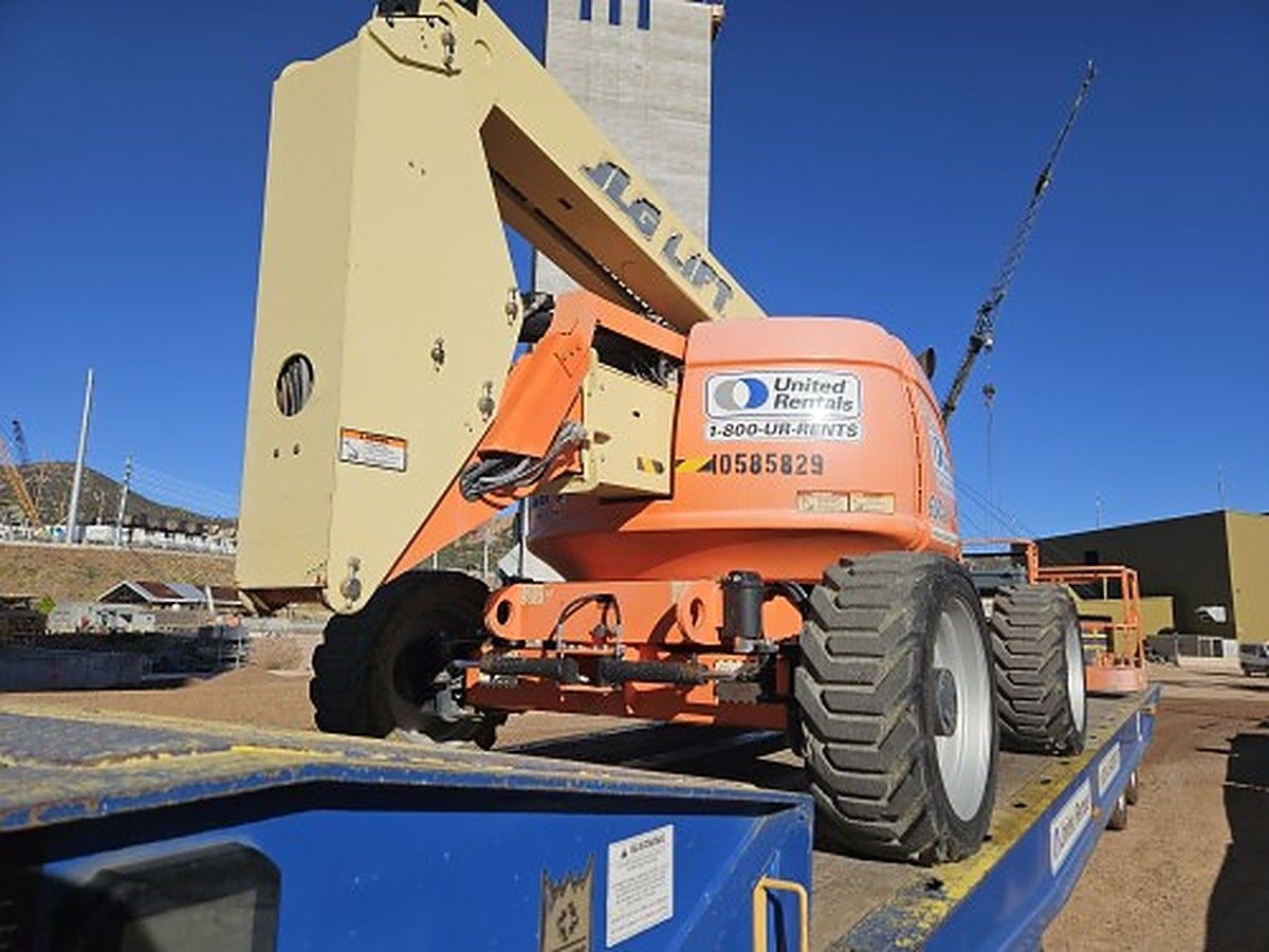JLG 600AJ photo 8