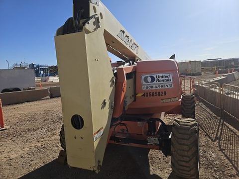 2017 JLG 600AJ Boom 60-64' Articulating