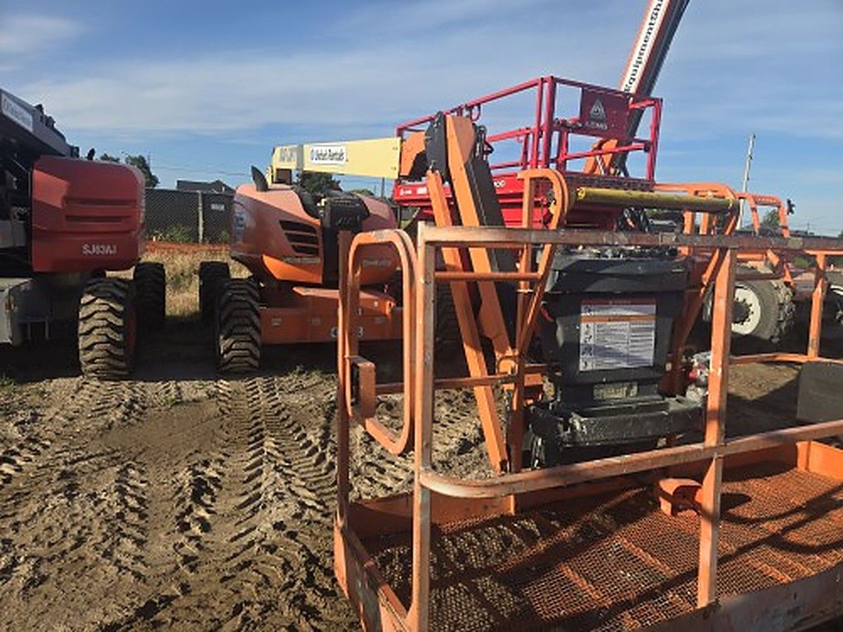 JLG 600AJ photo 3