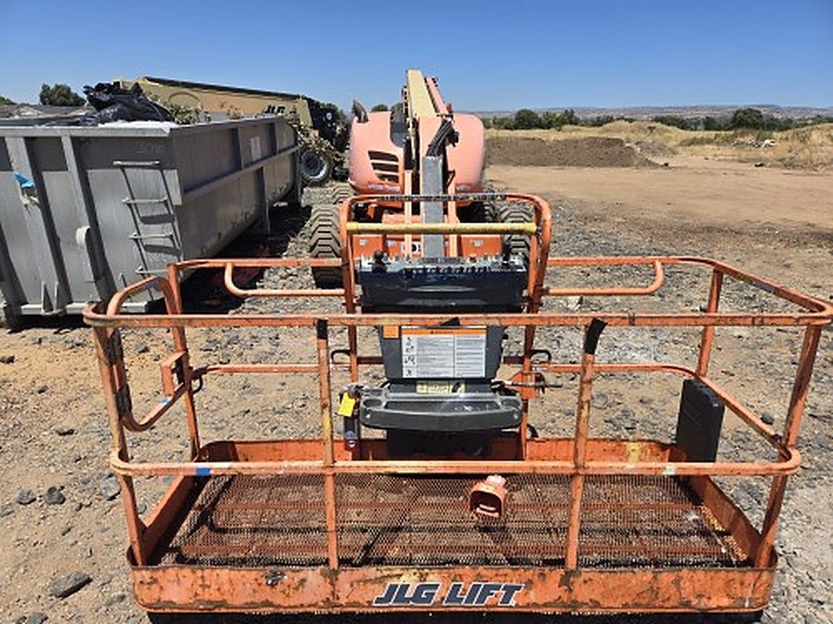 JLG 600AJ photo 5
