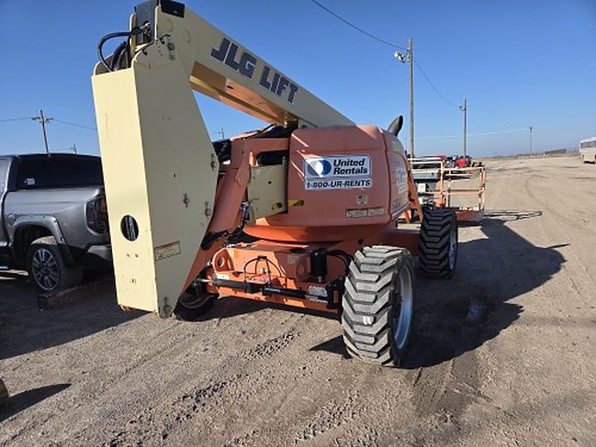 JLG 600AJ photo 3