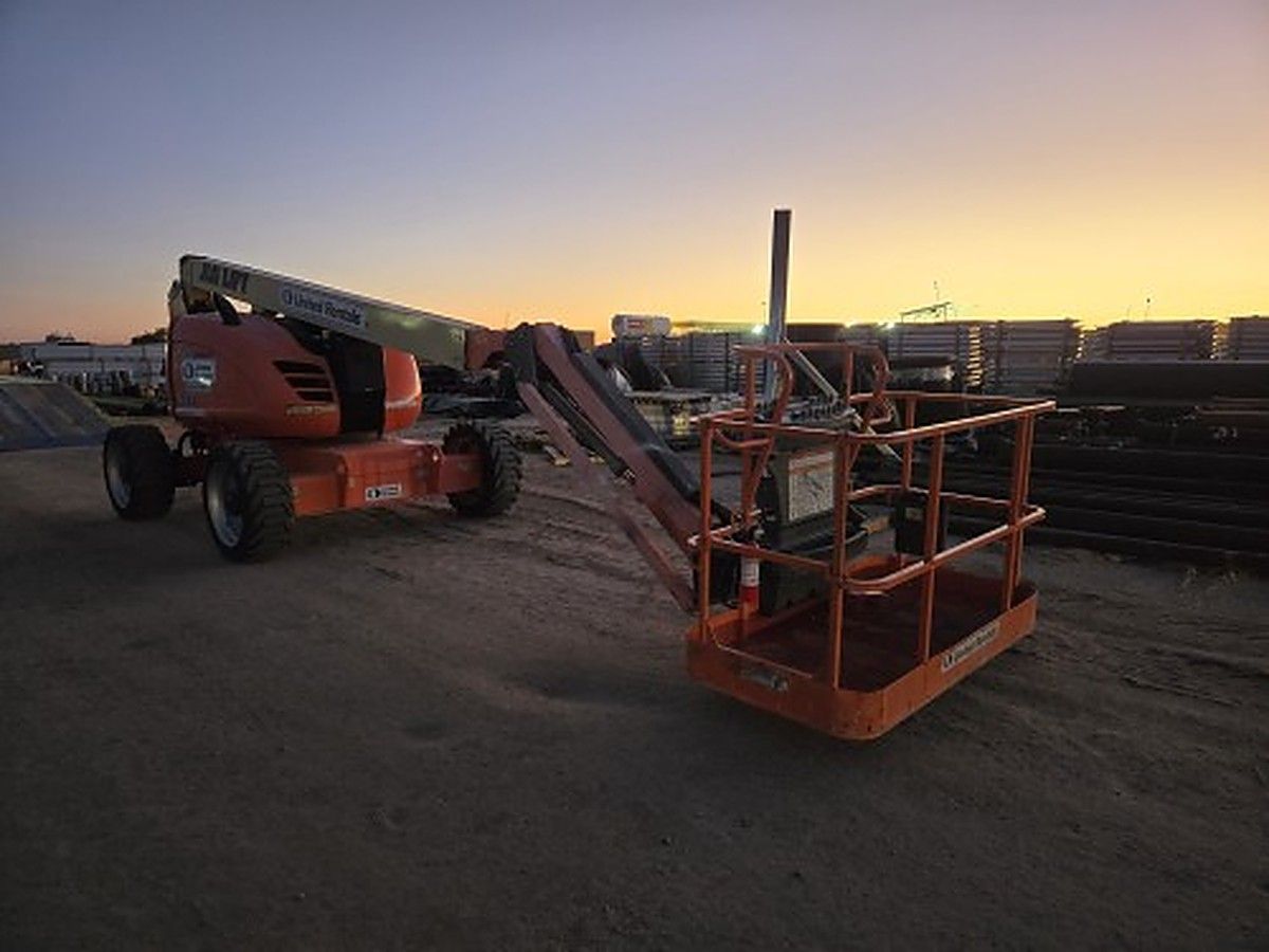 JLG 600AJ photo 3