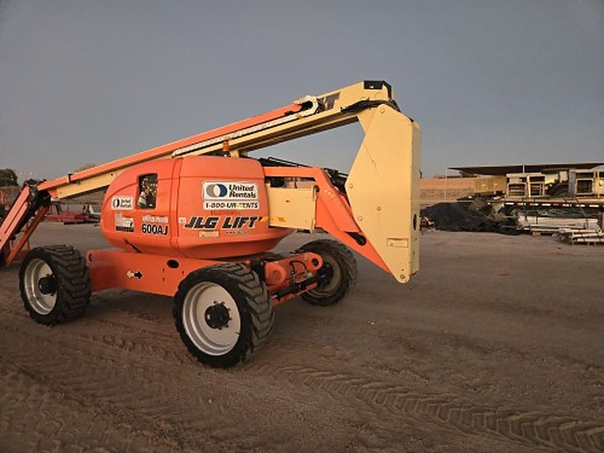 JLG 600AJ photo 7