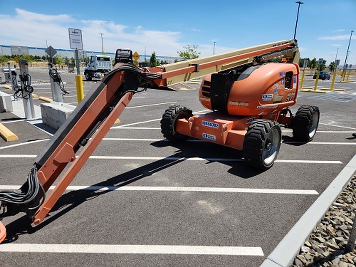 JLG 600AJ photo 4
