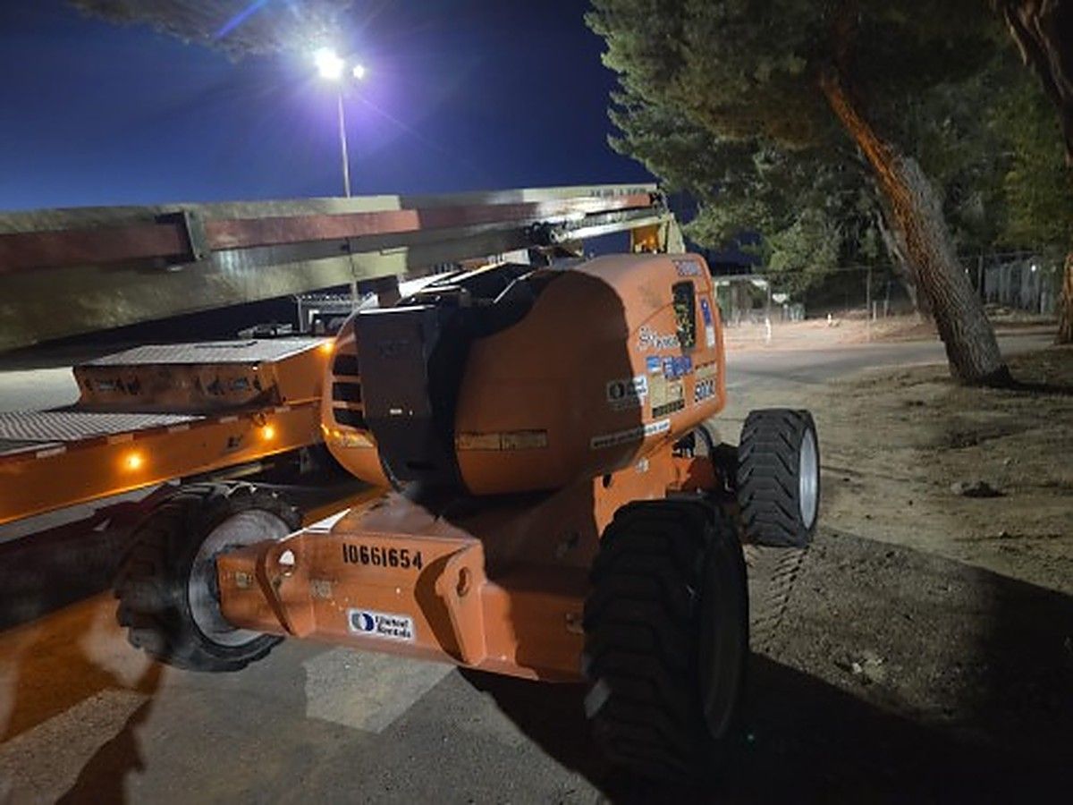 2017 JLG 600AJ for sale in Las Vegas, NV