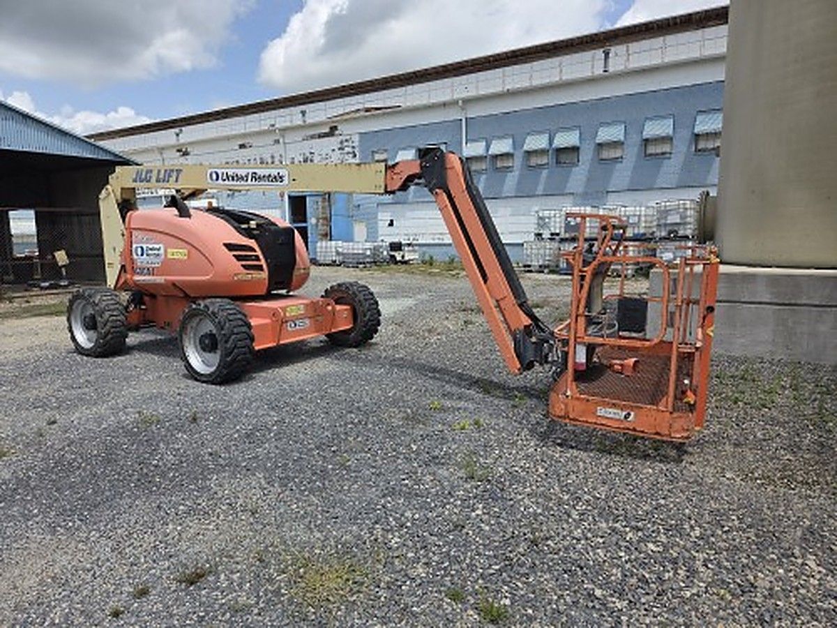 JLG 600AJ photo 2