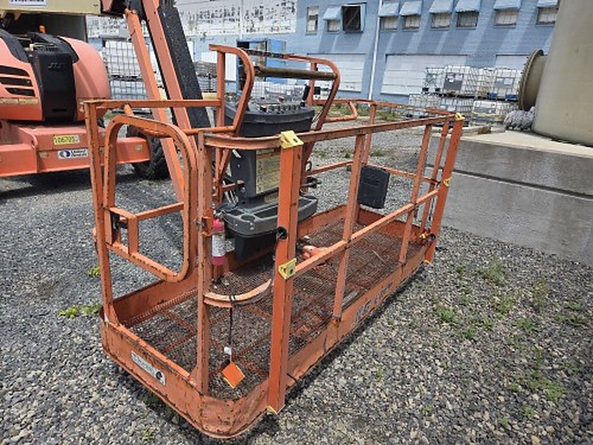 JLG 600AJ photo 4