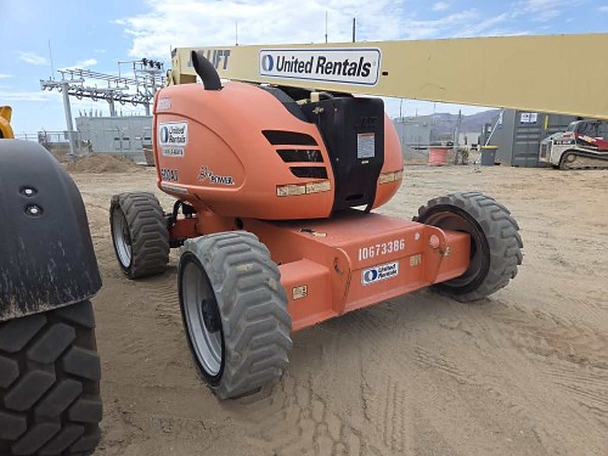JLG 600AJ photo 2