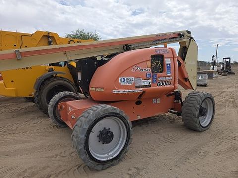 2017 JLG 600AJ Boom 60-64' Articulating