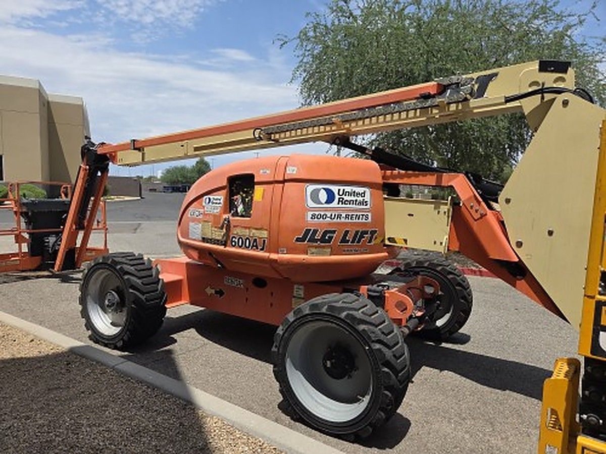 JLG 600AJ photo 4