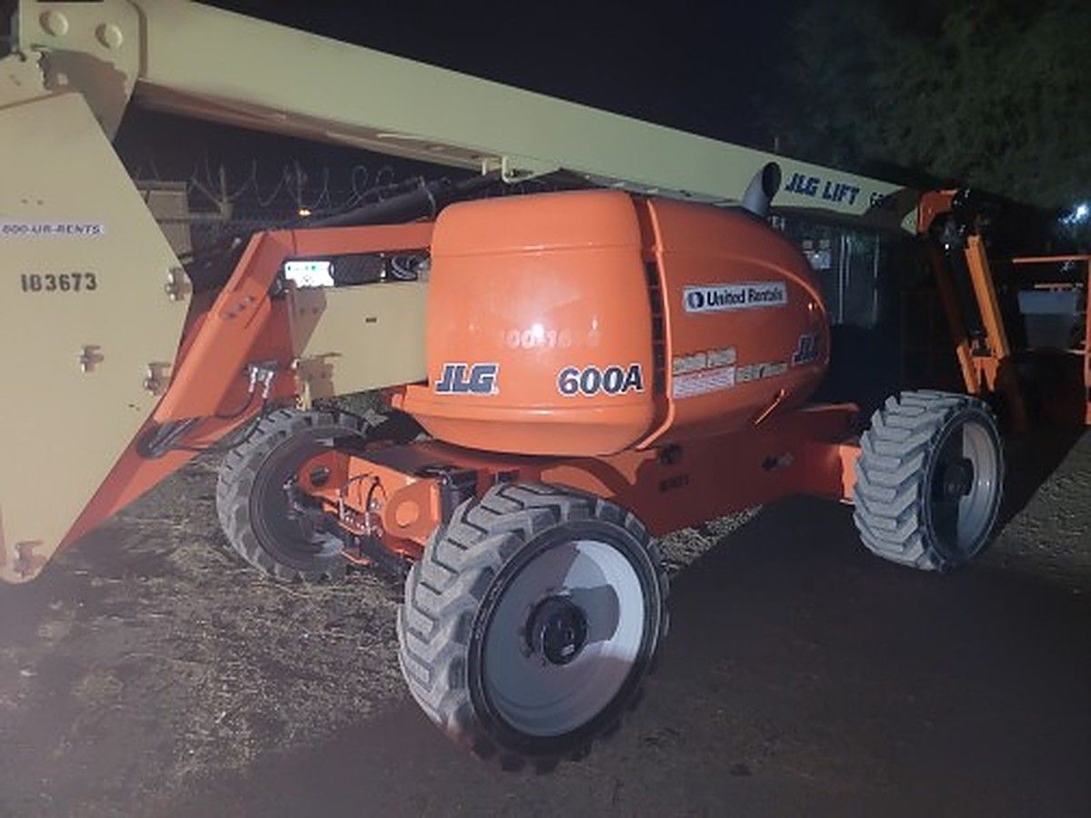 JLG 600AJ photo 7