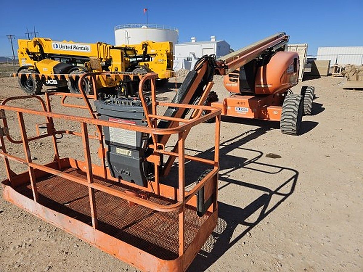 JLG 600AJ photo 3