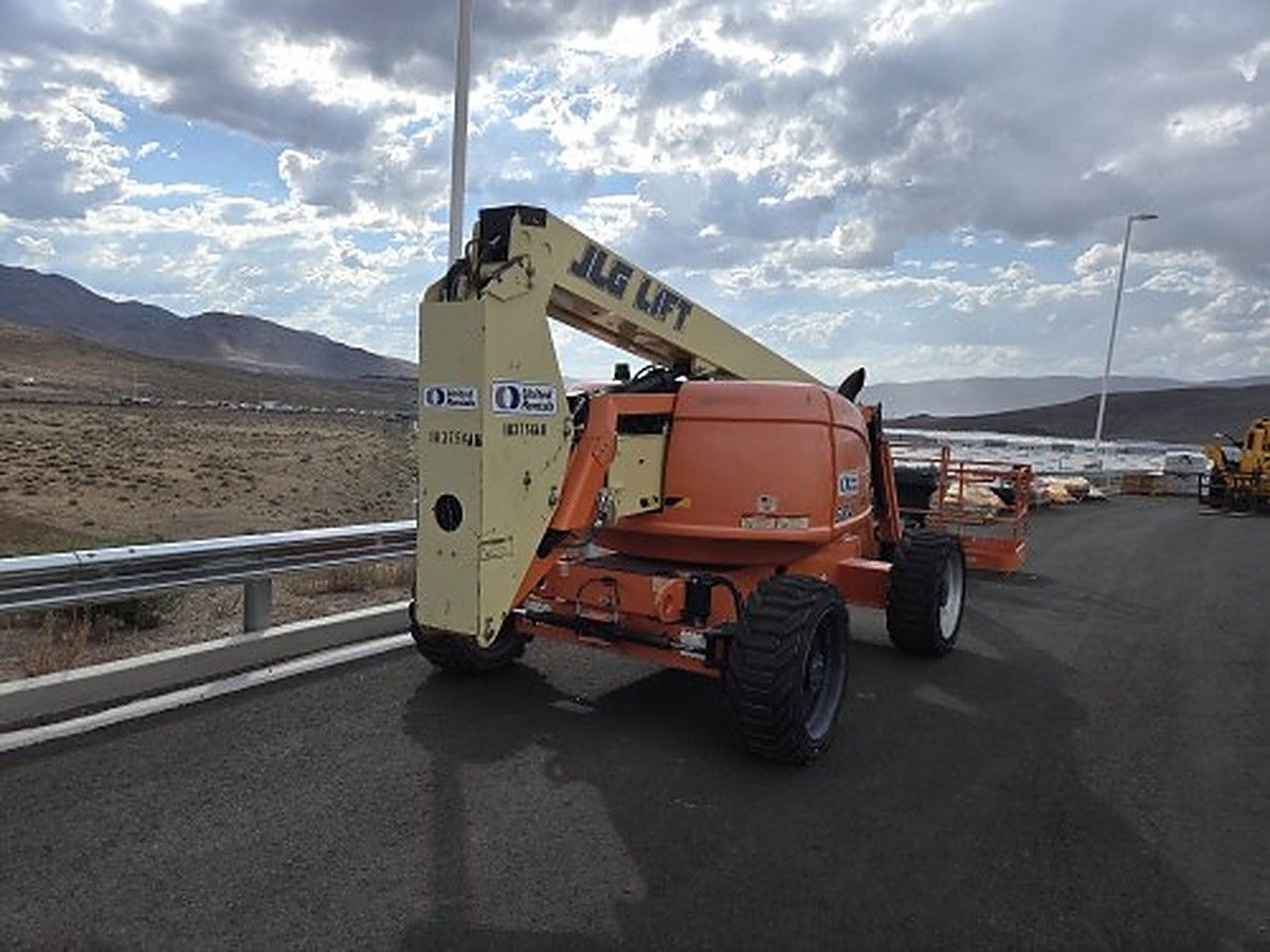 2017 JLG 600AJ for sale in Las Vegas, NV
