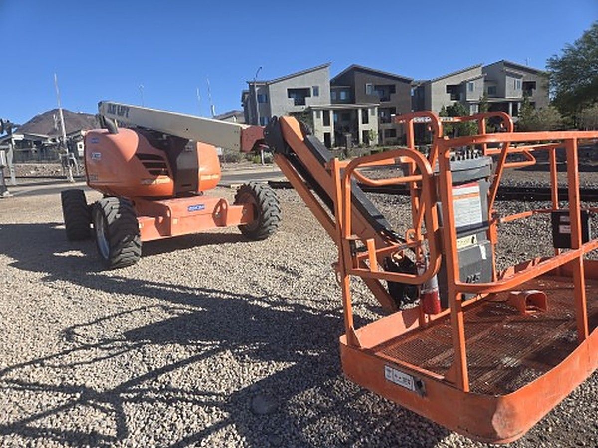 JLG 600AJ photo 4